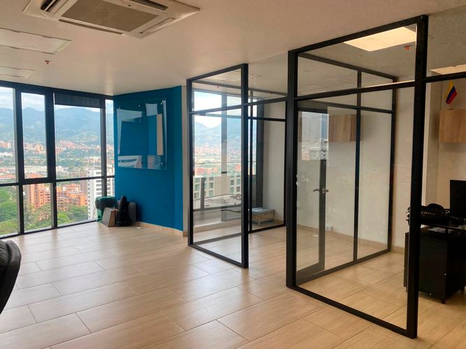 Oficina en arriendo en Alejandría, Medellín, 65 m² · foto 4 de 13