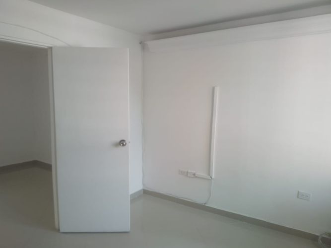 Oficina en arriendo en Laureles, Medellín, 73 m² · foto 6 de 12