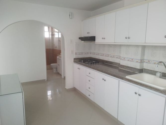 Oficina en arriendo en Laureles, Medellín, 73 m² · foto 8 de 12