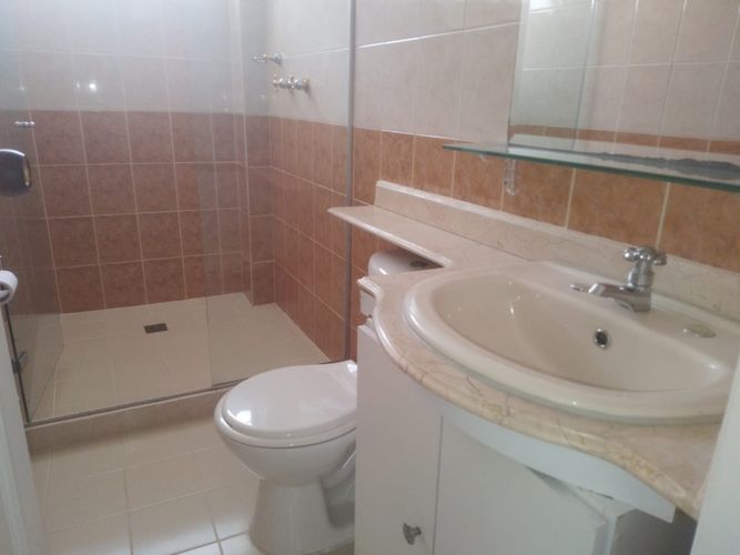 Oficina en arriendo en Laureles, Medellín, 73 m² · foto 11 de 12