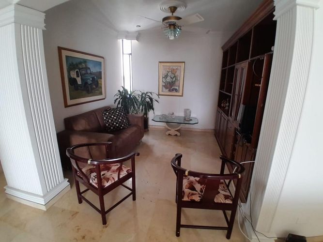 Apartamento de 3 alcobas en venta en Altos Del Prado, Barranquilla, 174 m² · foto 4 de 10