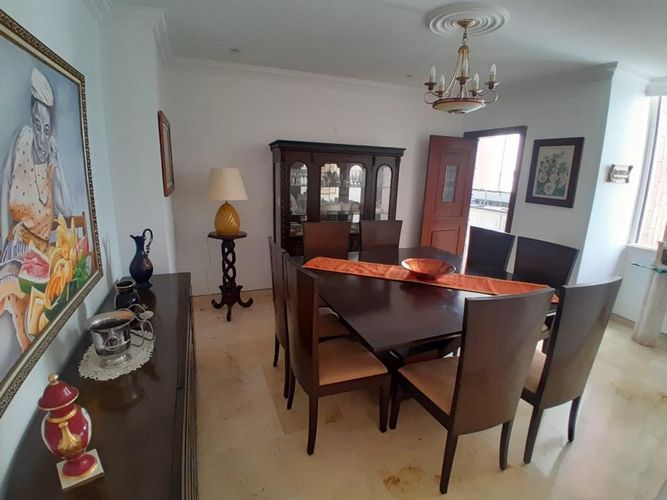 Apartamento de 3 alcobas en venta en Altos Del Prado, Barranquilla, 174 m² · foto 5 de 10