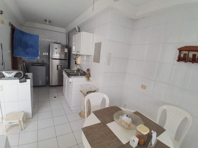 Apartamento de 3 alcobas en venta en Altos Del Prado, Barranquilla, 174 m² · foto 7 de 10