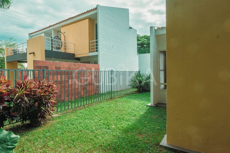 Casa de 3 alcobas en venta en El Castillo, Jamundí, 140 m² · foto 9 de 23