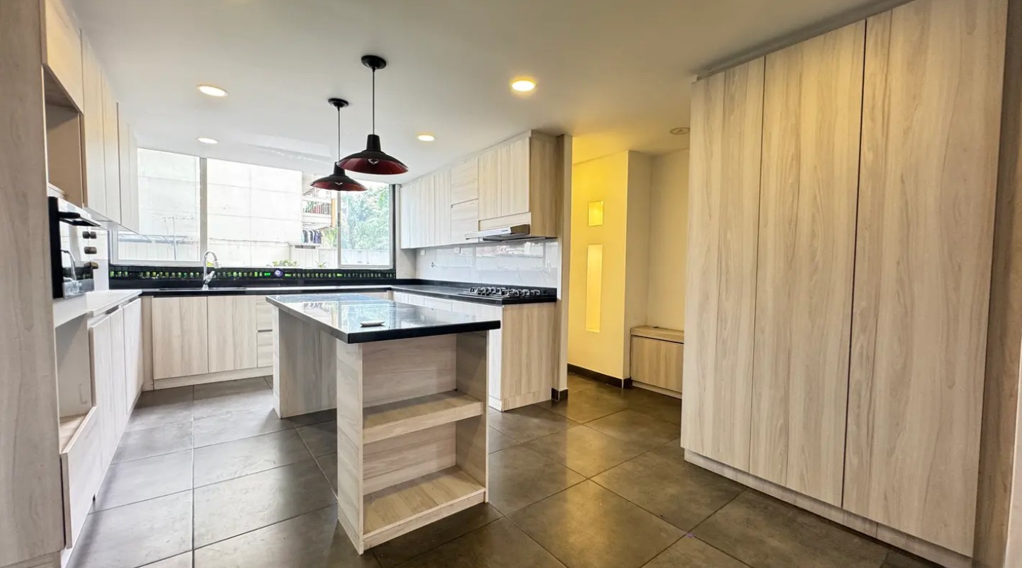 Apartment for sale in Colon, Medellín 2
