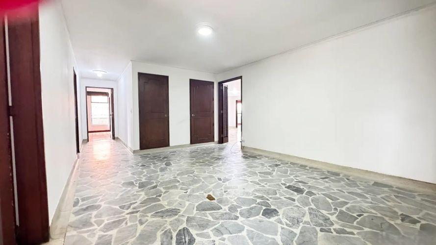 Apartamento de 5 alcobas en venta en Colon, Medellín, 329 m² · foto 14 de 24