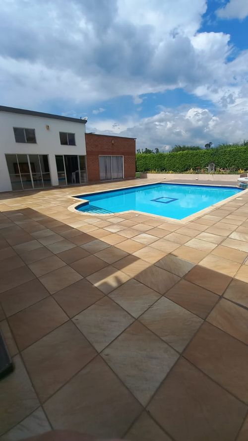 Casa de 4 alcobas en venta en Murillo, Armenia, 363 m² · foto 2 de 24