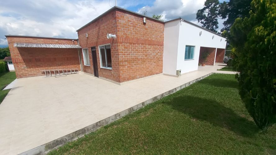 Casa de 4 alcobas en venta en Murillo, Armenia, 363 m² · foto 5 de 24