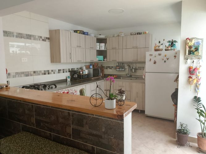 Casa de 3 alcobas en venta en Rionegro, 157 m² · foto 5 de 13
