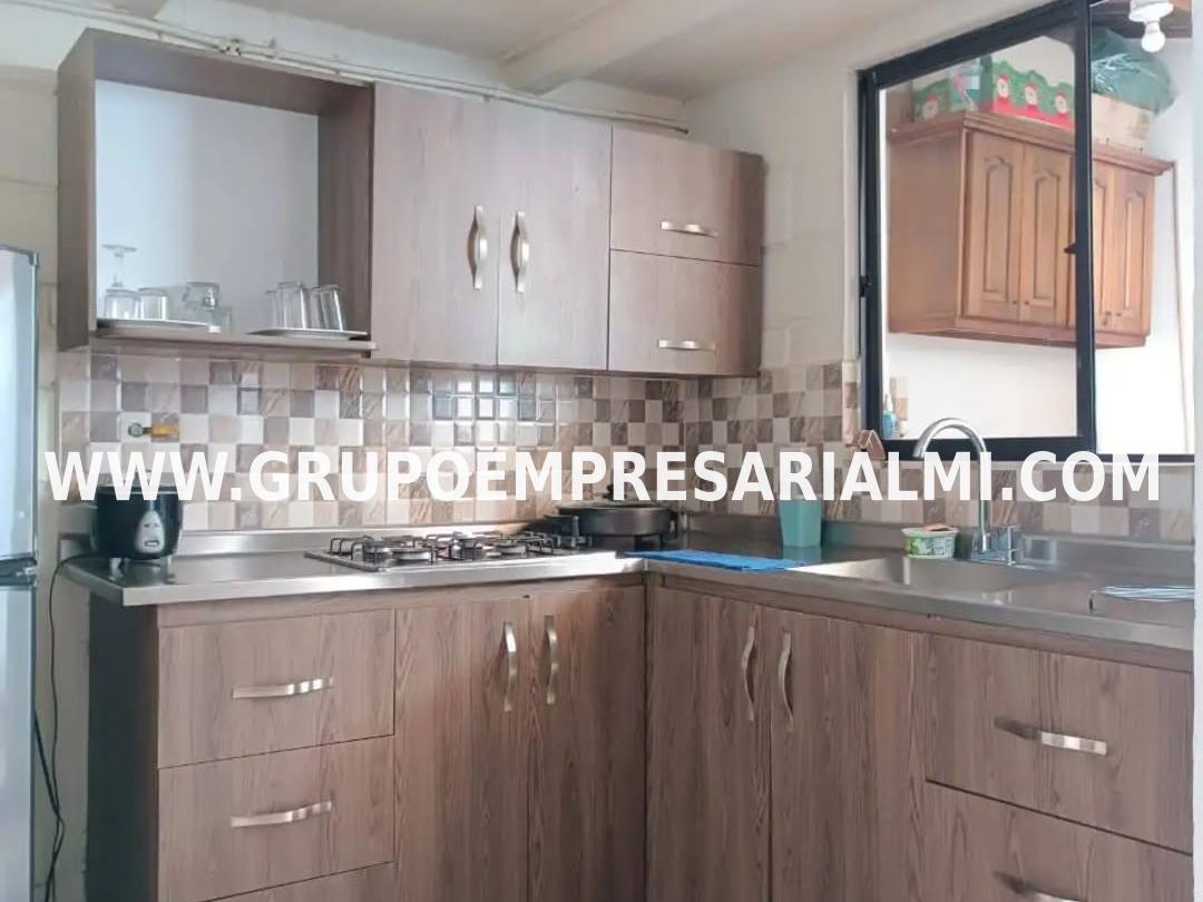 Apartaestudio for sale in Robledo, Medellín 2