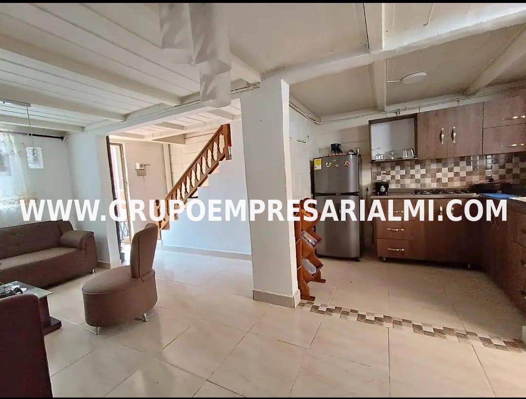 Apartaestudio for sale in Robledo, Medellín 5