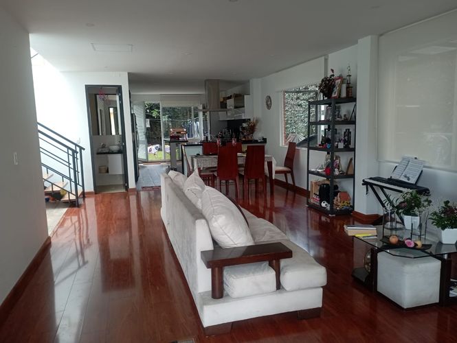 Casa de 4 alcobas en venta en Canelon, Cajicá, 197 m² · foto 7 de 24