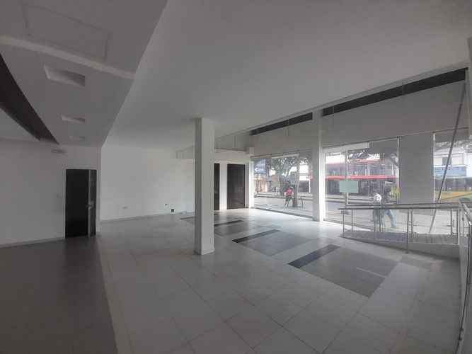 Local en arriendo en Centro, Bucaramanga, 446 m² · foto 9 de 22