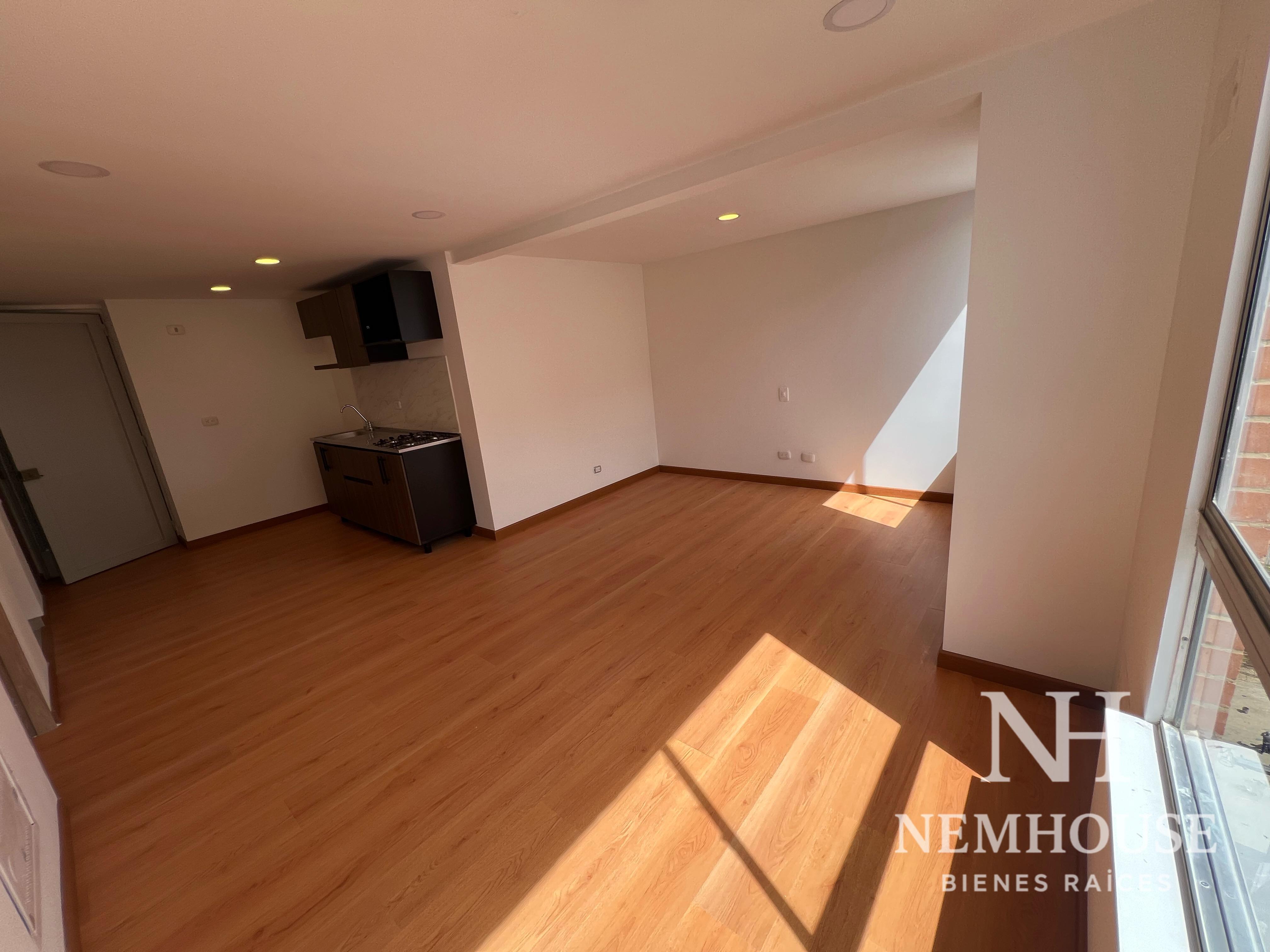 Apartamento en venta en Lagos De Torca, Bogotá · foto 3 de 18