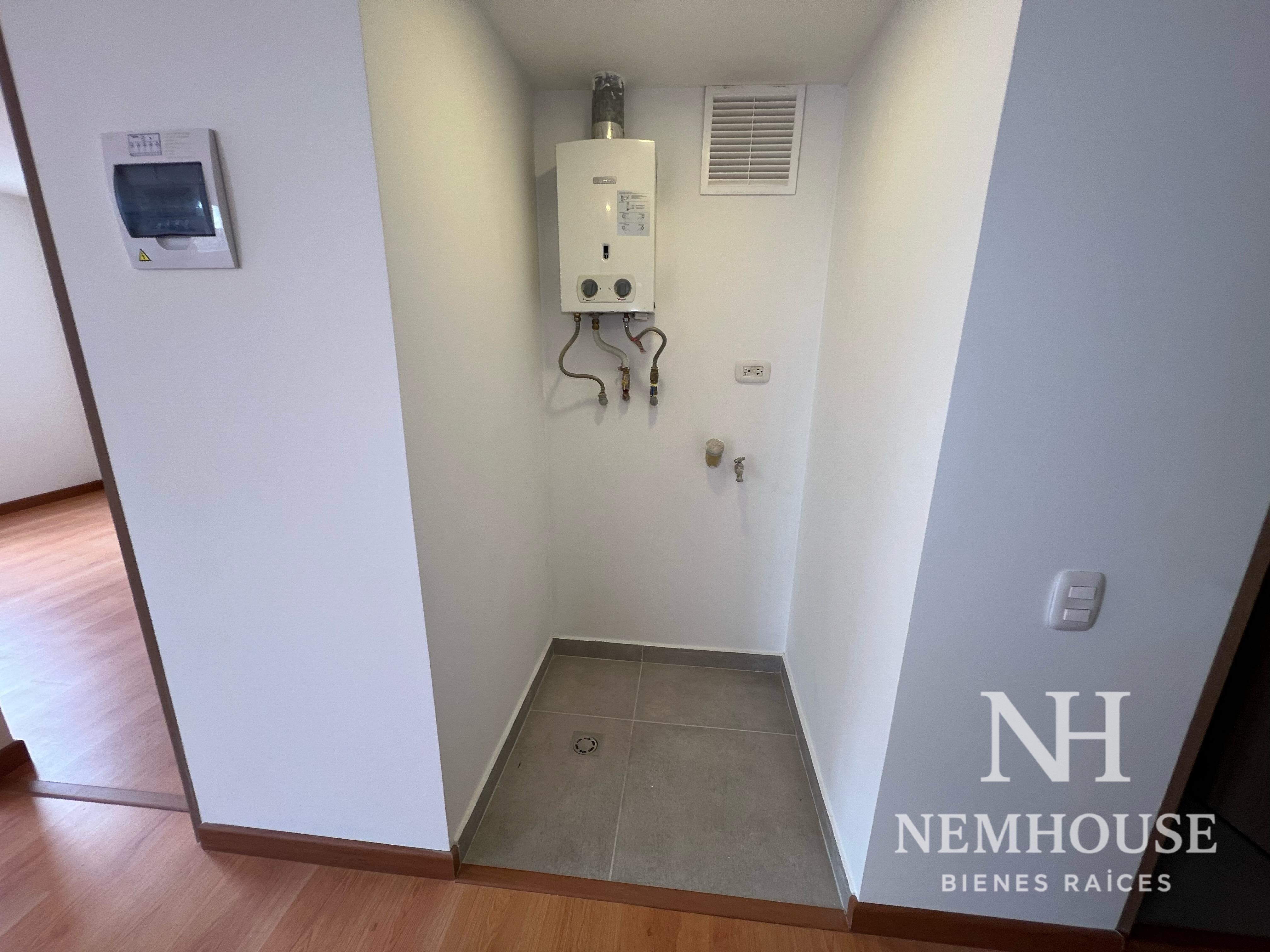 Apartamento en venta en Lagos De Torca, Bogotá · foto 6 de 18
