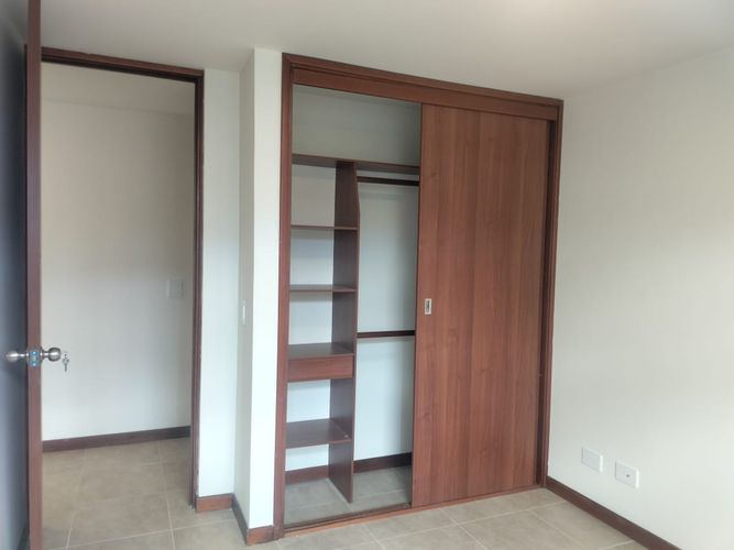 Apartamento de 3 alcobas en arriendo en Villa Santa Teresa, Envigado, 80 m² · foto 12 de 15