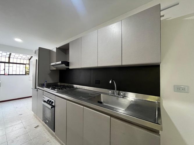 Apartamento de 1 alcoba en arriendo en El Poblado, Medellín, 53 m² · foto 6 de 11