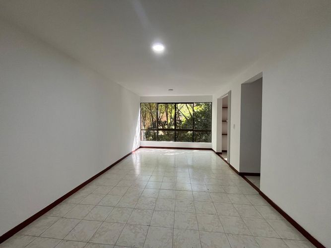 Apartamento de 1 alcoba en arriendo en El Poblado, Medellín, 53 m² · foto 2 de 11