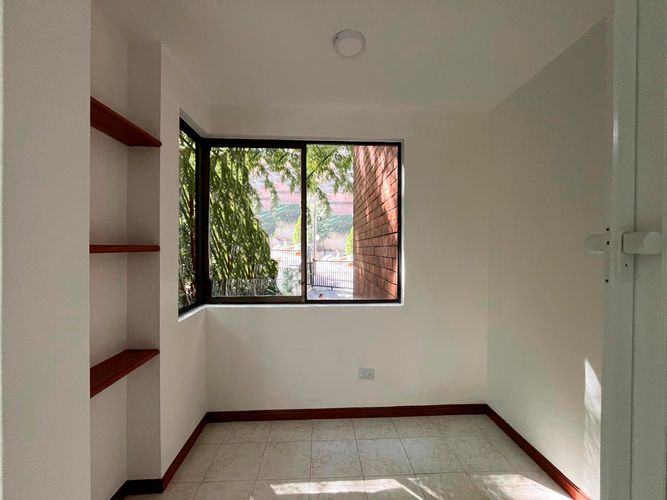 Apartamento de 1 alcoba en arriendo en El Poblado, Medellín, 53 m² · foto 8 de 11