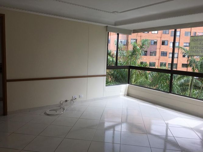 Apartamento de 5 alcobas en arriendo en El Poblado, Medellín, 260 m² · foto 6 de 18