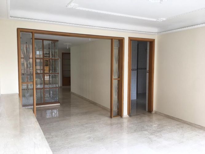 Apartamento de 5 alcobas en arriendo en El Poblado, Medellín, 260 m² · foto 8 de 18