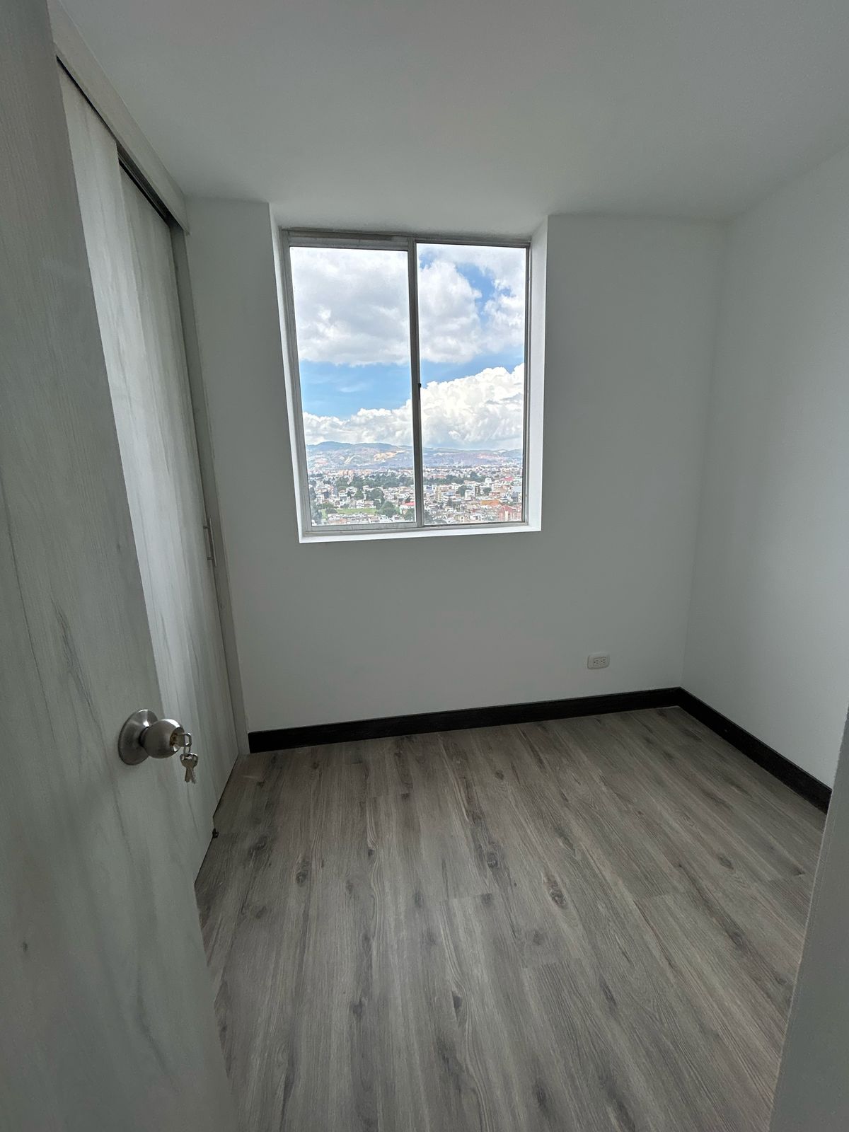 Apartamento en venta en Tibana, Bogotá · foto 2 de 16
