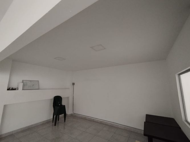 Local en arriendo en El Poblado, Medellín, 129 m² · foto 3 de 9