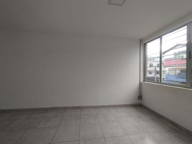 Local en arriendo en El Poblado, Medellín, 129 m² · foto 6 de 9