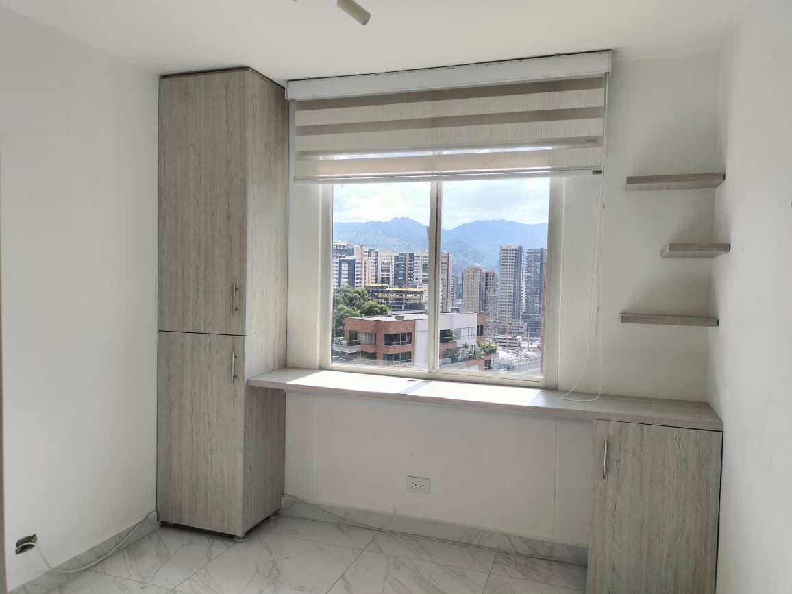Apartamento en venta en El Poblado, Medellín · foto 11 de 18