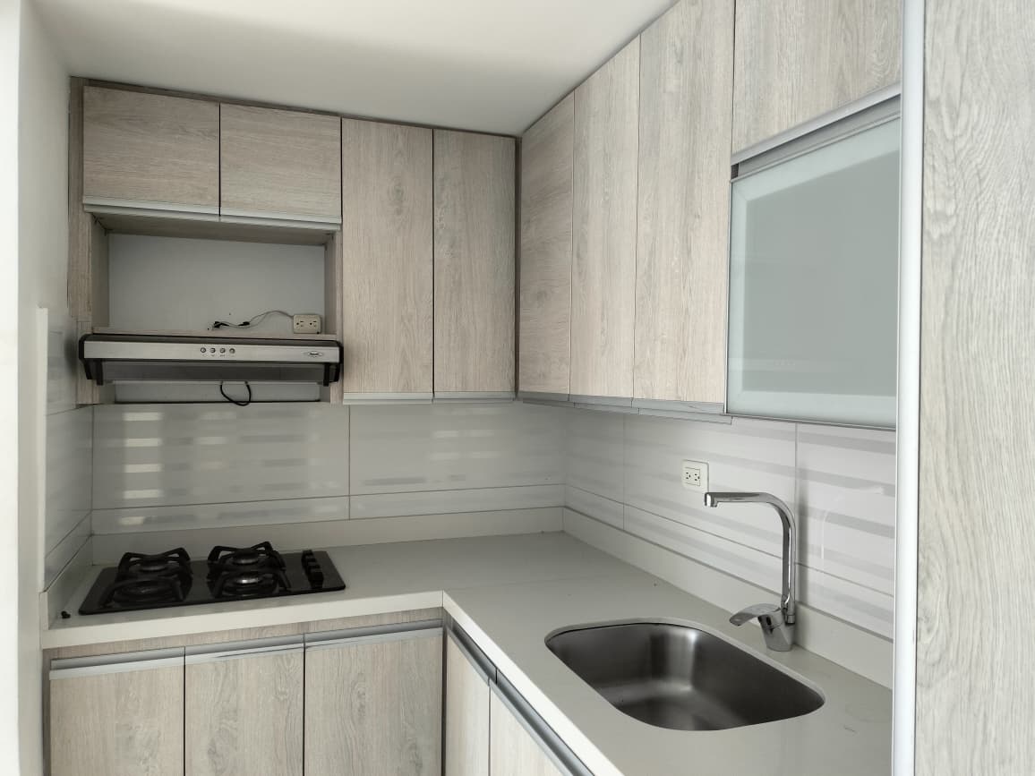 Apartamento en venta en El Poblado, Medellín · foto 7 de 18
