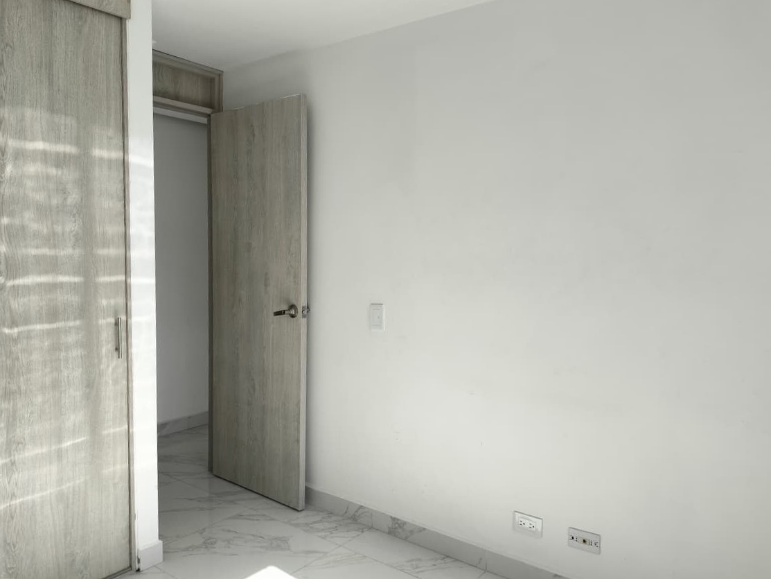 Apartamento en venta en El Poblado, Medellín · foto 12 de 18