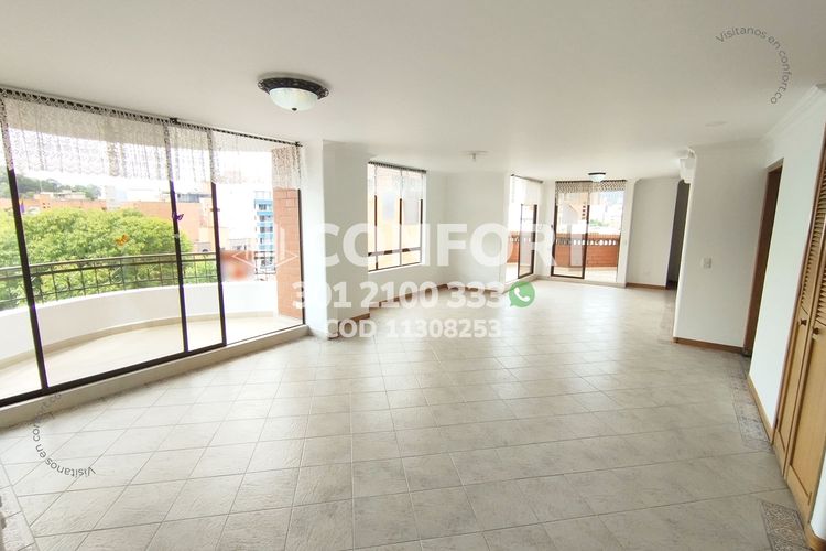 Apartamento de 3 alcobas en arriendo en Conquistadores, Medellín, 100 m² · foto 2 de 24