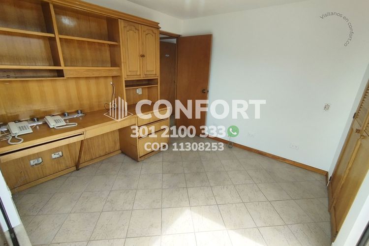Apartamento de 3 alcobas en arriendo en Conquistadores, Medellín, 100 m² · foto 13 de 24