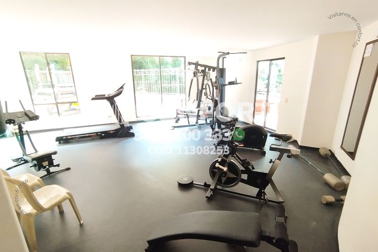 Apartamento de 3 alcobas en arriendo en Conquistadores, Medellín, 100 m² · foto 21 de 24
