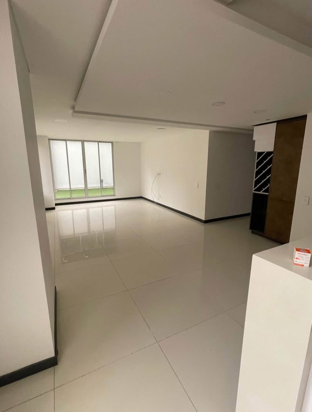 Apartamento en venta en Pinares, Pereira · foto 3 de 9