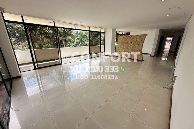 Apartamento de 3 alcobas en arriendo en Los Balsos, Medellín, 200 m² · foto 4 de 24