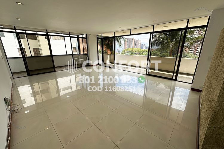 Apartamento de 3 alcobas en arriendo en Los Balsos, Medellín, 200 m² · foto 5 de 24