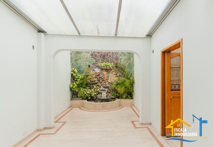 Casa en venta en Santa Paula, Bogotá · foto 7 de 24