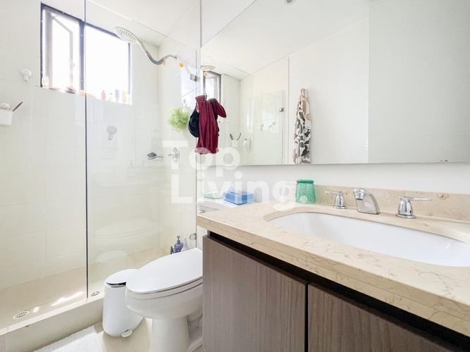 Apartamento de 1 alcoba en venta en Los Rosales, Bogotá, 130 m² · foto 13 de 13