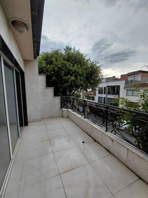 Edificio en venta en El Limonar, Cali, 250 m² · foto 11 de 24