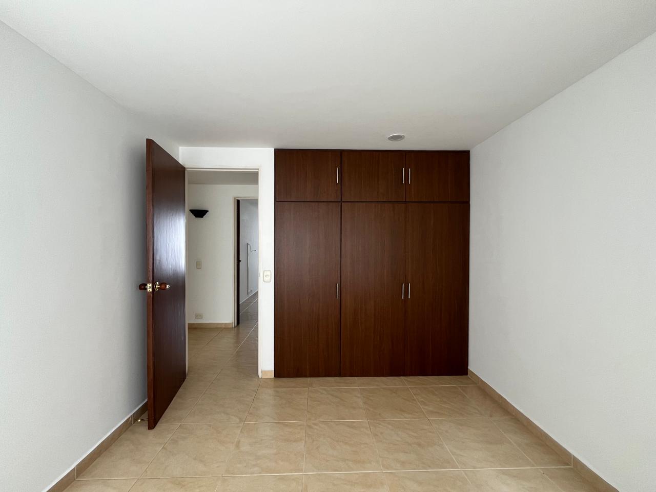 Apartamento en venta en El Poblado, Medellín · foto 10 de 14