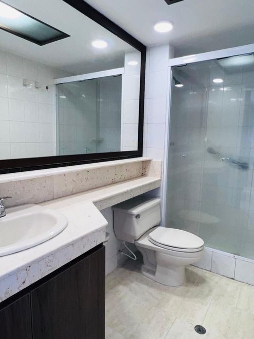 Apartamento de 4 alcobas en venta en Normandia, Cali, 190 m² · foto 20 de 24