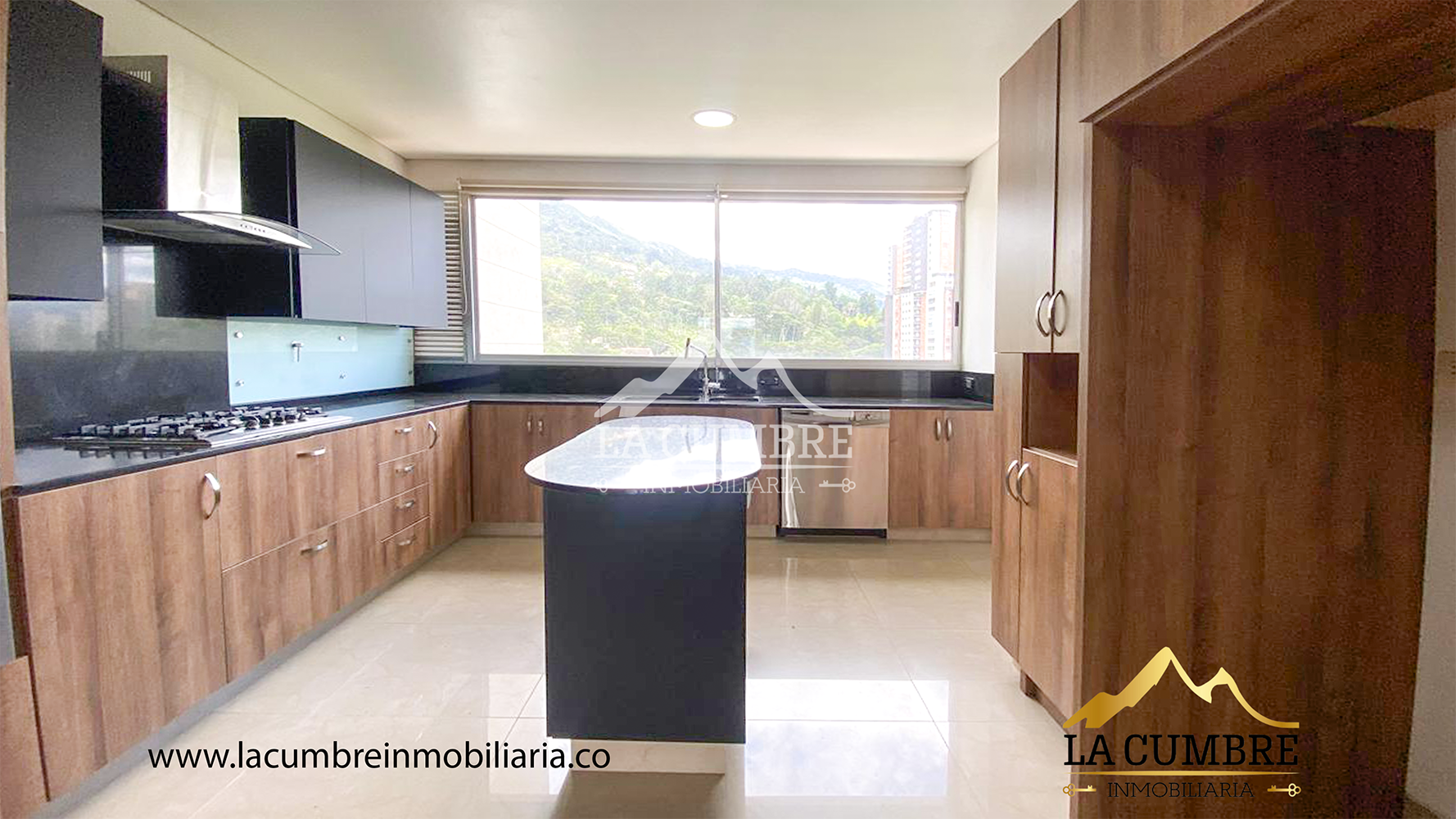 Apartamento en arriendo en El Tesoro, Medellín · foto 7 de 19