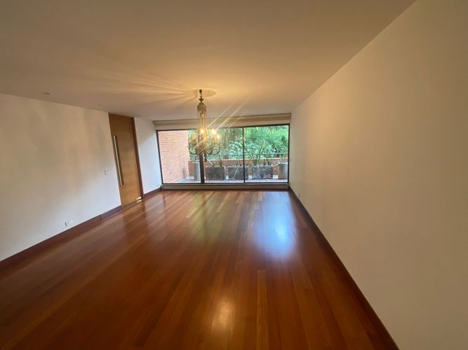 Apartamento de 5 alcobas en arriendo en Bella Vista, Bogotá, 450 m² · foto 13 de 24