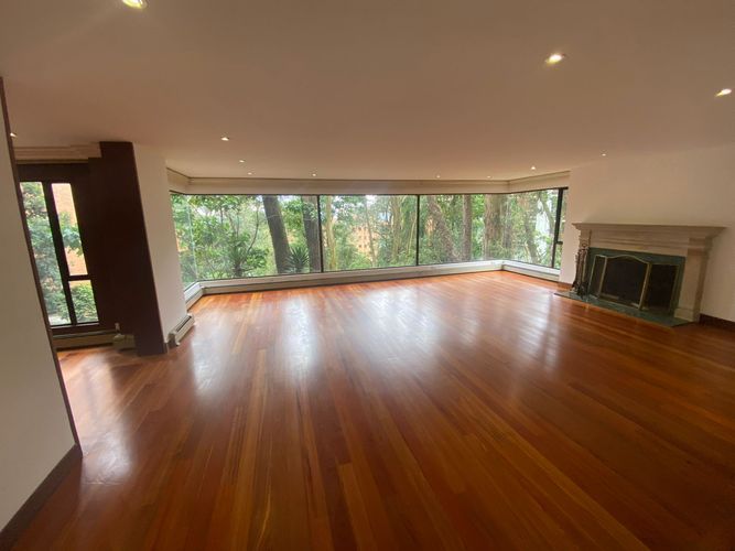 Apartamento de 5 alcobas en arriendo en Bella Vista, Bogotá, 450 m² · foto 3 de 24