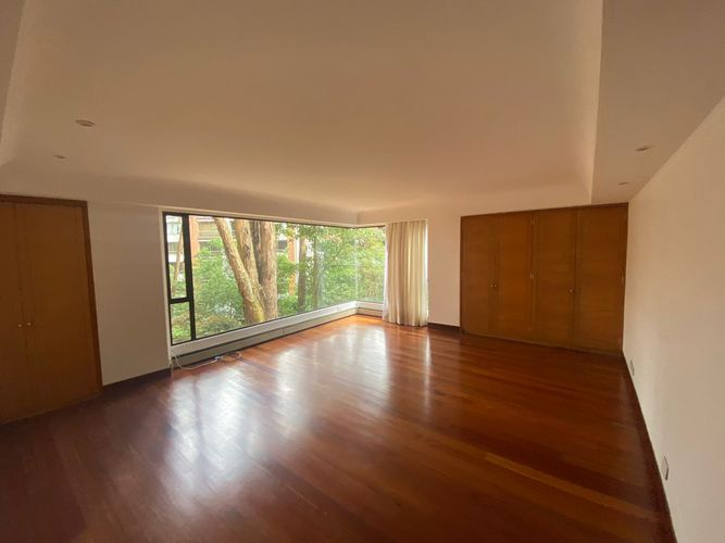 Apartamento de 5 alcobas en arriendo en Bella Vista, Bogotá, 450 m² · foto 22 de 24