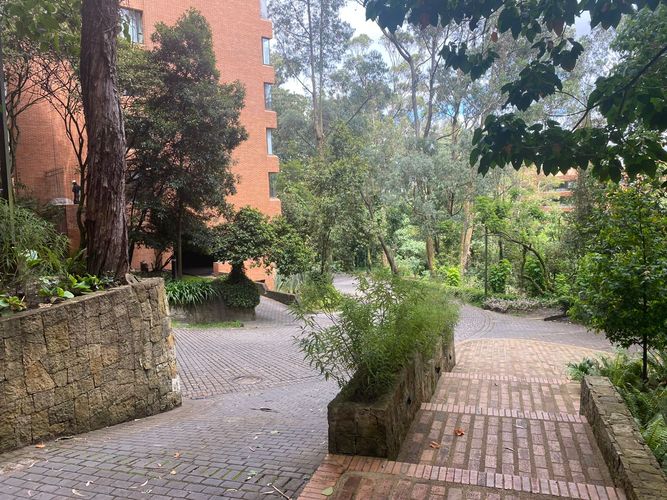 Apartamento de 5 alcobas en arriendo en Bella Vista, Bogotá, 450 m² · foto 19 de 24