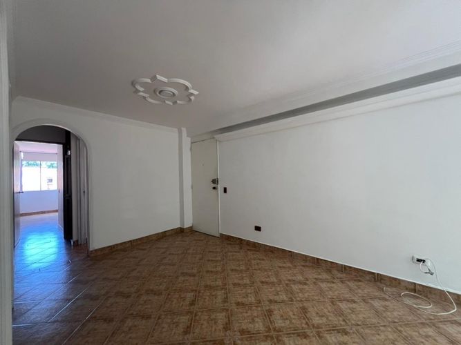 Apartamento de 3 alcobas en arriendo en El Diamante No. 2, Medellín, 84 m² · foto 3 de 12