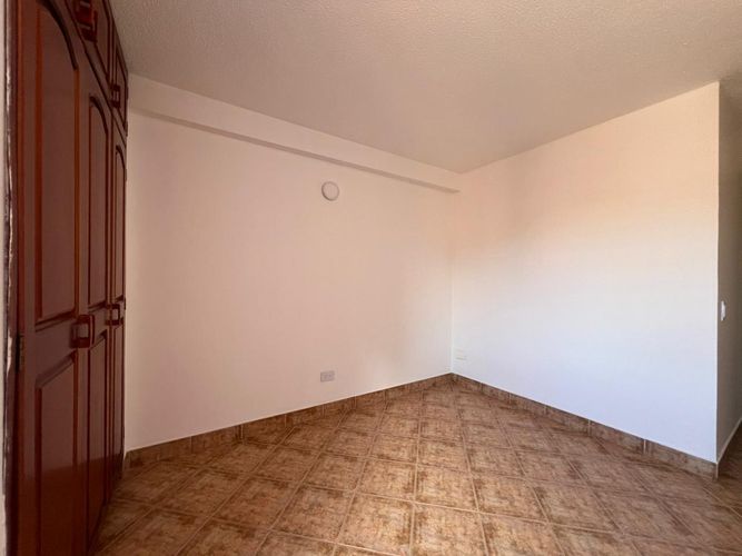 Apartamento de 3 alcobas en arriendo en El Diamante No. 2, Medellín, 84 m² · foto 9 de 12
