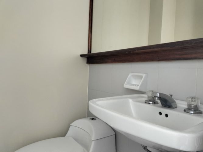 Apartamento de 2 alcobas en arriendo en El Poblado, Medellín, 58 m² · foto 12 de 13